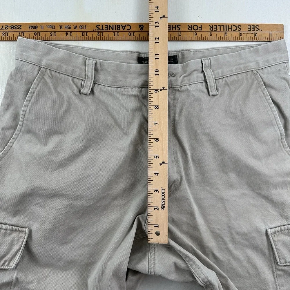 VTG Banana Republic‎ Mens 34 Army Cargo Shorts Beige Canvas Skater Y2K Military
